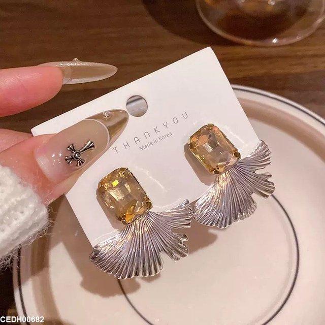 CEDH00682 HJF Rectangle/Wing Drop Earrings Pair - CEDH