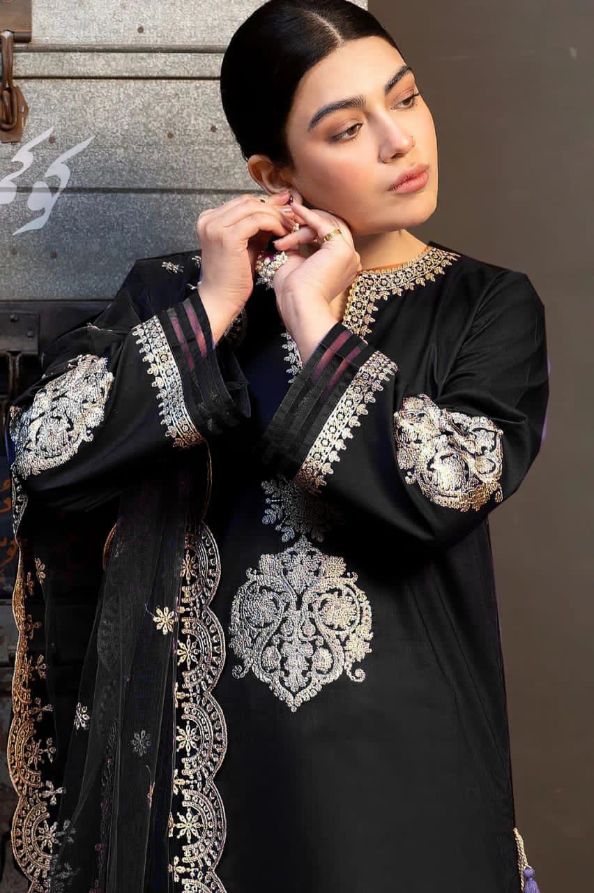 URGE Embroidered Lawn 3-Piece Suit for Women